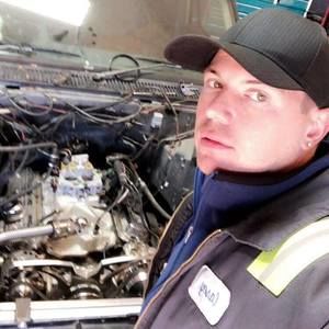 Meet your Posher, Casey